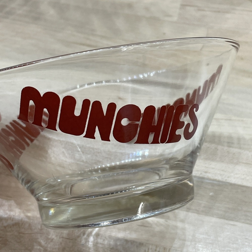 Vintage Munchies Wheaton Glass Snack Bowl Set Red Typography Heavy Set of 7 * - Picture 3 of 16